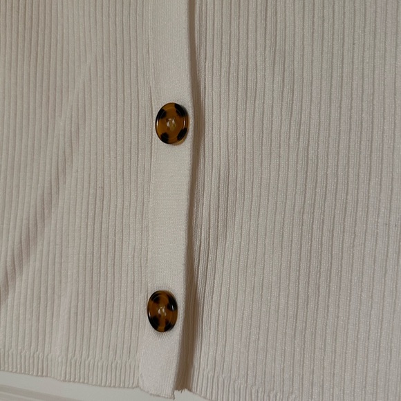 White Ribbed Button-Up Cardigan - Picture 3 of 9